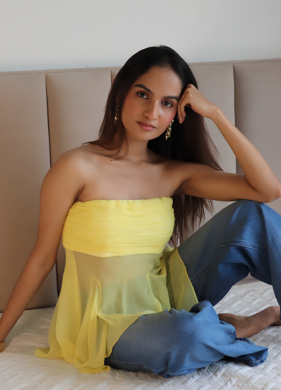 SOFIA FLOWY TOP